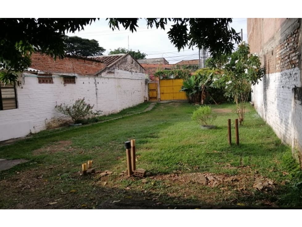 Atractivo Lote con casa ubicación central en Jamundi B ciro velasco - 1