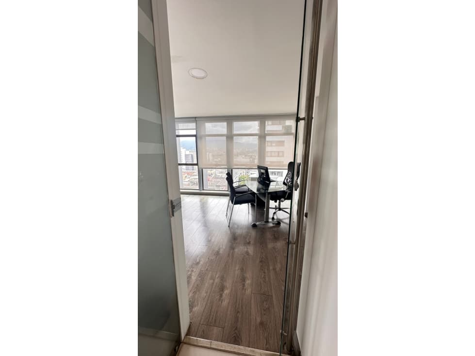 OFICINA EN RENTA - SECTOR CENTRO, CENTRO DE NEGOCIOS SAN MIGUEL - 1309 - 1