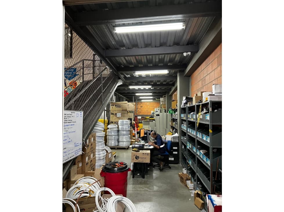 EN VENTA BODEGA LA MACARENA DOSQUEBRADAS - 1