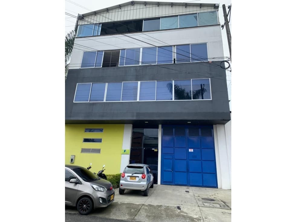 EN RENTA BODEGA EN LA BADEA DOSQUEBRADAS - 1