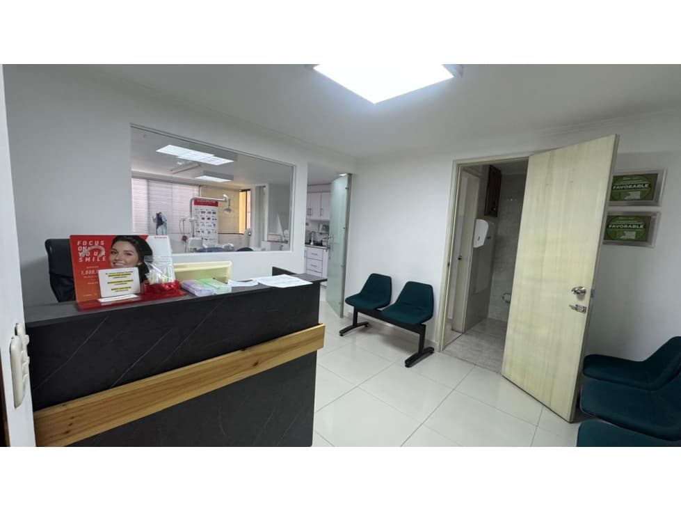 EN VENTA CONSULTORIO CON RENTA FIJA EN EL CENTRO PEREIRA - 1