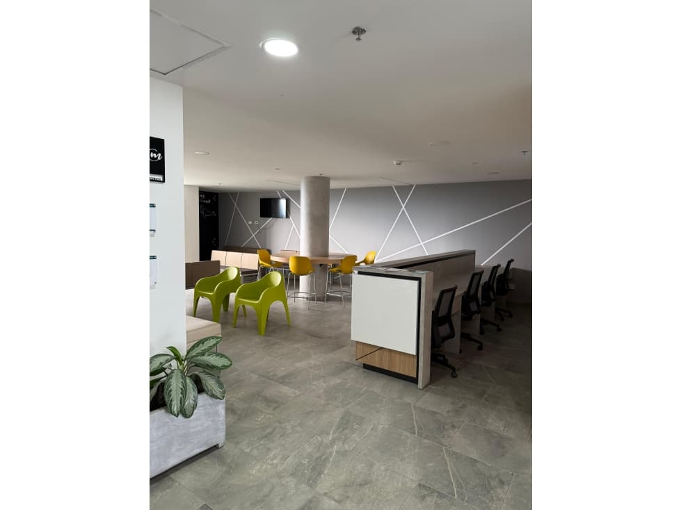 EN RENTA CONSULTORIO EN CERRITOS PEREIRA - 1