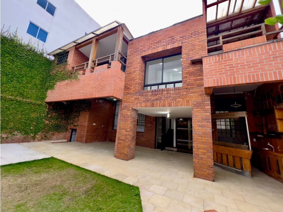 VENDO ESPECTACULAR CASA DE 550M2 EN CIUDAD JARDIN(A.C)CW:6184508 - 1