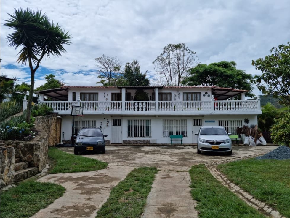 VENDO CASA CAMPESTRE EN LAS PALMAS a 15min de Cali(CA)CW:6895854 - 1