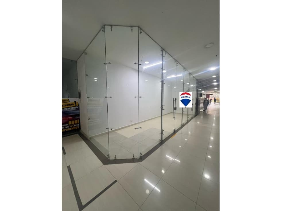VENTA DE LOCAL COMERCIAL, EDIFICIO SAN SEBASTIAN - MADRID - 1