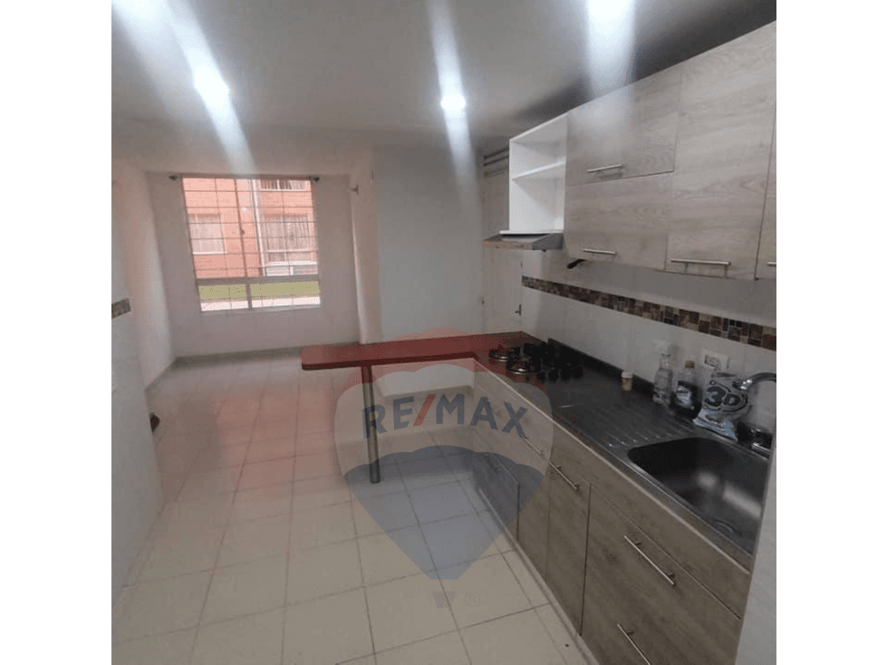 ARRIENDO APARTAMENTO LA FINCA MZ 8 MADRID - 1