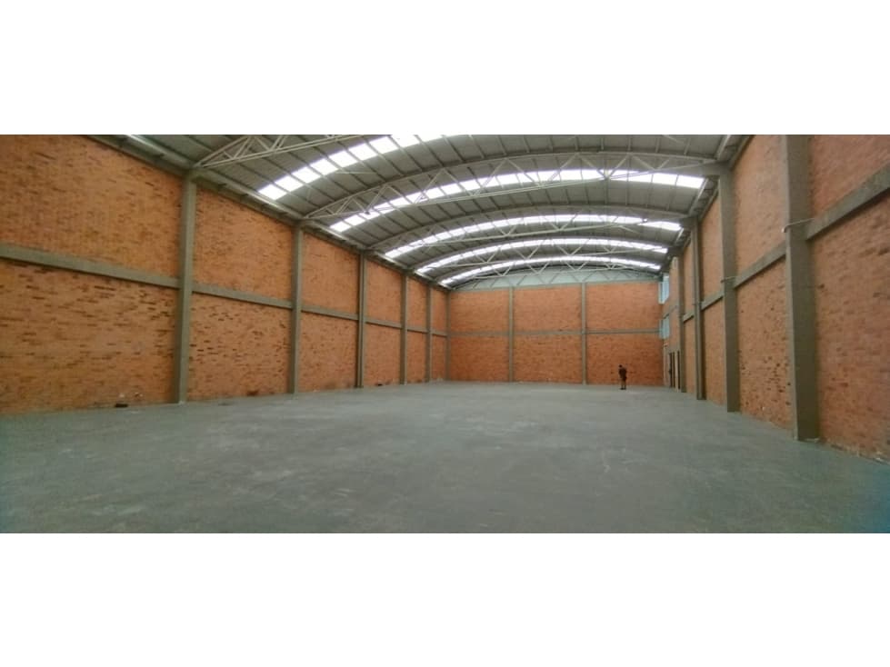 ARRIENDO BODEGA CARGA ELECTRICA 150KVA EN PARQUE INDUSTRIAL. - 1