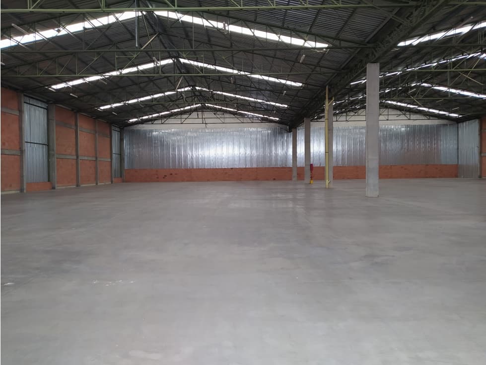 ARRIENDO BODEGA 1375 M2 MADRID, CUNDINAMARCA PARQUE INDUSTRIAL. - 1