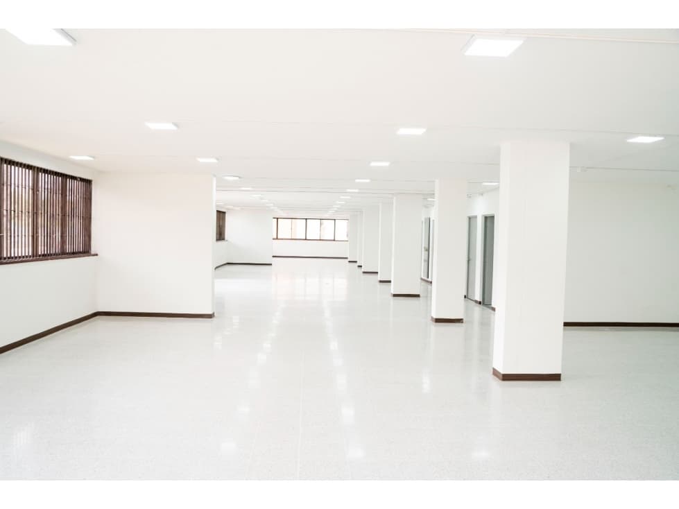 SE ARRIENDA EDIFICIO 1.202 m² AV BOYACA CALLE 26 - 1