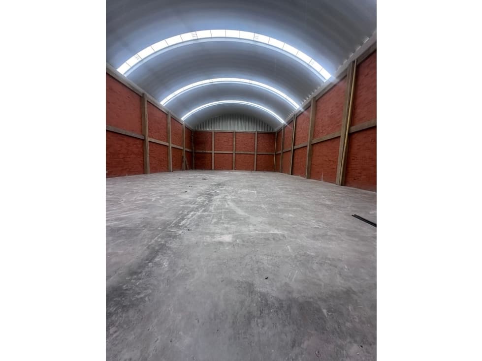 ARRIENDO BODEGA 1.314 m² PARQUE EMPRESARIAL ZIPAQUIRA - 1