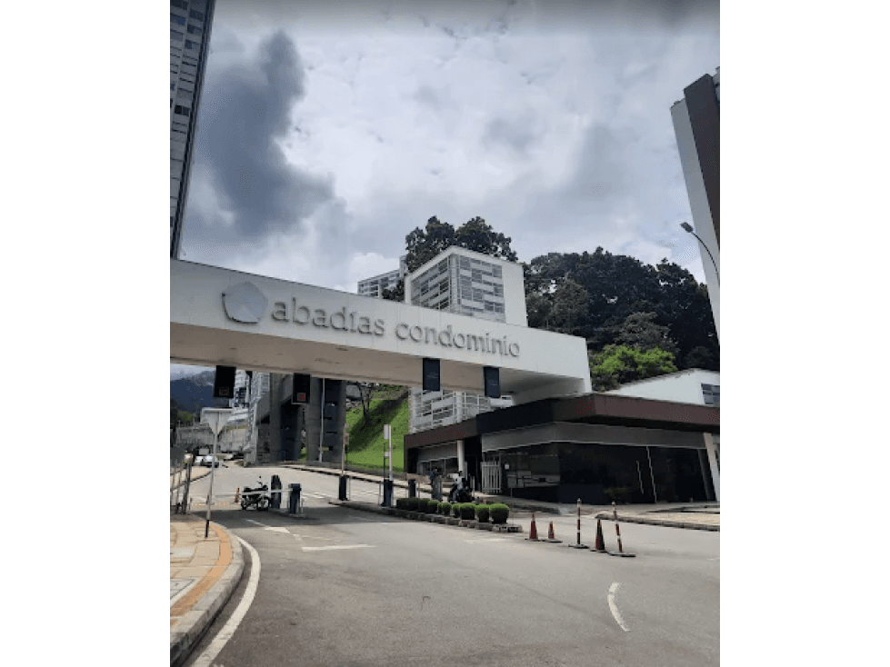 APARTAMENTO EN VENTA CONDOMINIO CLUB ABADIAS - 1