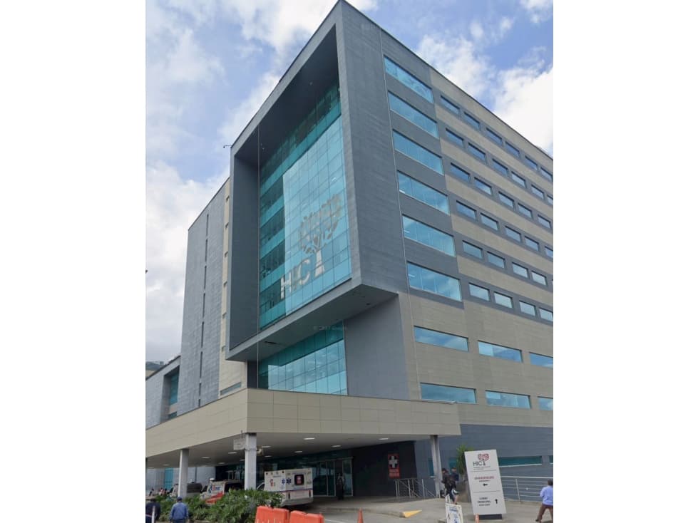 CONSULTORIO EN VENTA HOSPITAL INTERNACIONAL HIC - 1