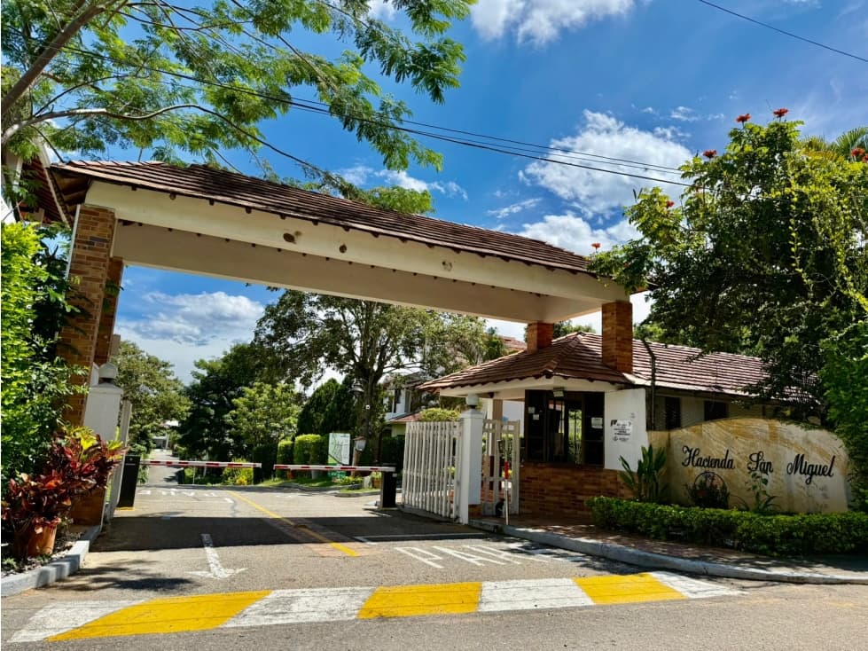 CASA EN VENTA CONDOMINIO HACIENDA SAN MIGUEL PIEDECUESTA - 1