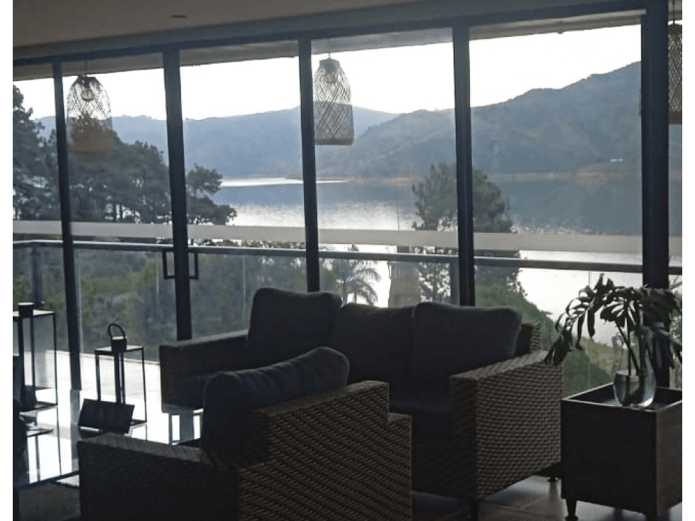 Casa Campestre Totalmente Amoblada En Sector del Lago Calima. - 1