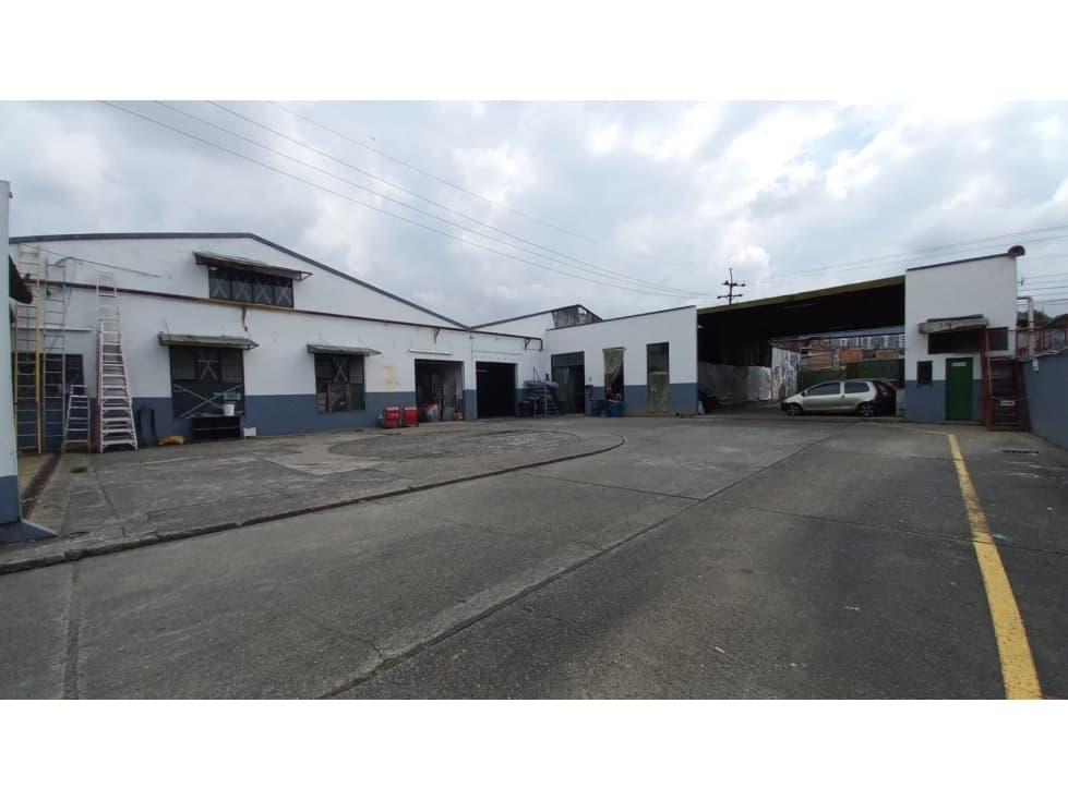 BODEGA PARA LA RENTA SECTOR SALESIANO EN DOSQUEBRADAS - 1