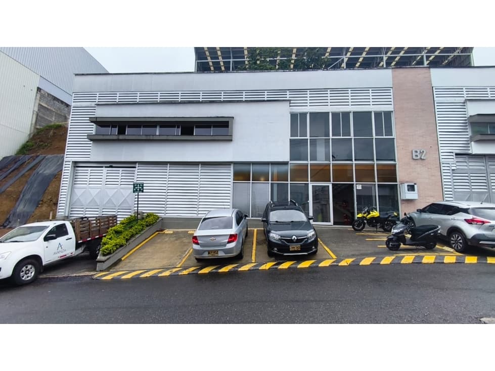 BODEGA EN ALQUILER EN CENTRO LOGISTICO SECTOR LA VILLA - 1