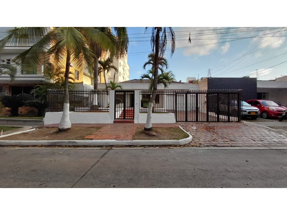 ARRIENDO CASA COMERCIAL EN GRANADILLO - 1