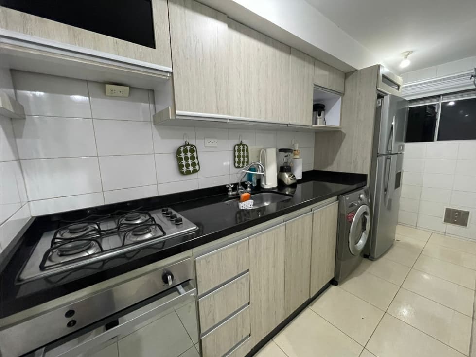 ARRIENDO APARTAMENTO AMOBLADO EN CONJUNTO / BUCARAMANGA COD:506 - 1