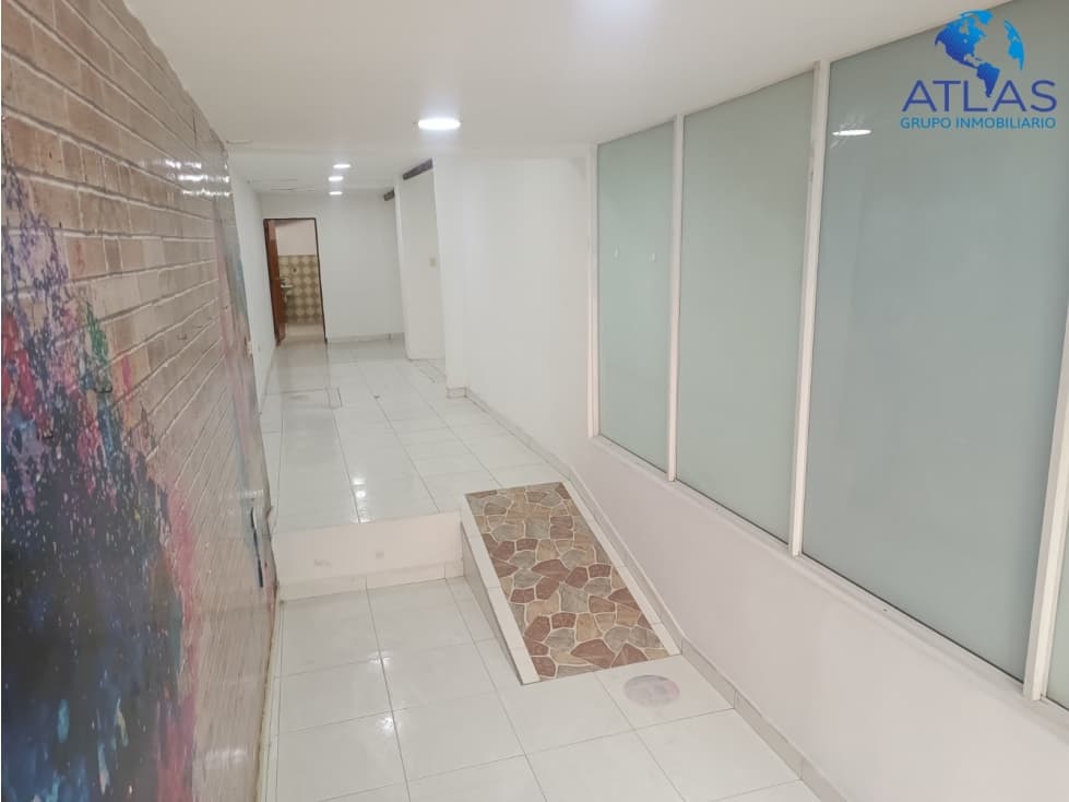 ARRIENDO LOCAL COMERCIAL PIEDECUESTA PARQUE PRINCIPAL: COD:686 - 1