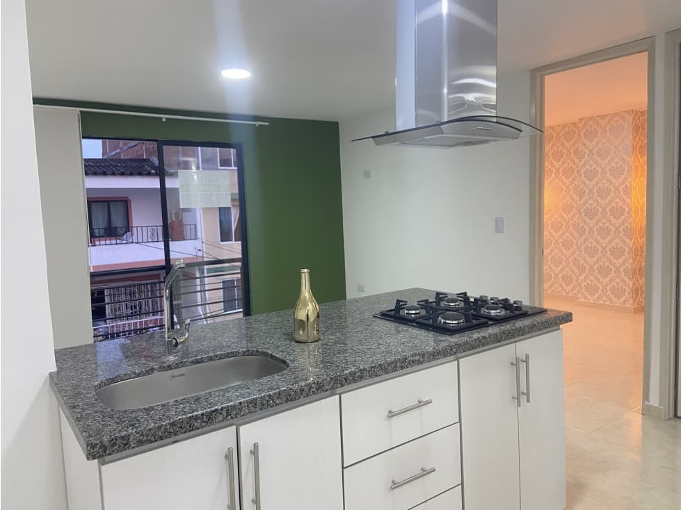VENTA APARTAMENTO EDIFICIO EN EL POBLADO GIRON COD:455 - 1