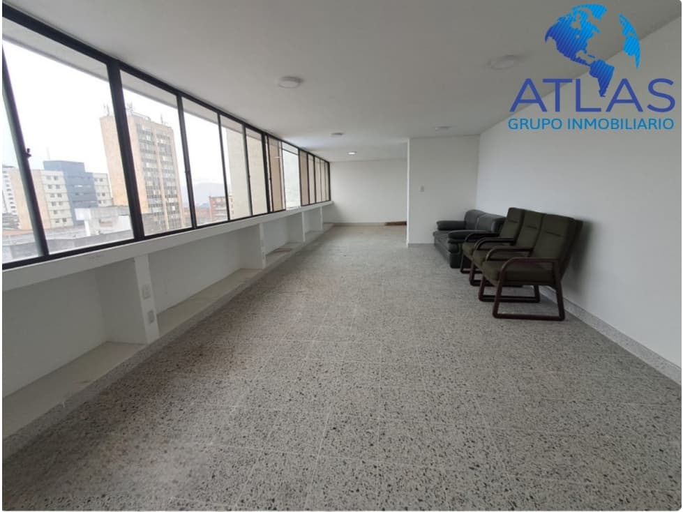 ARRIENDO OFICINA UBICADA EN EL CENTRO DE BUCARAMANGA  COD: 1043 - 1