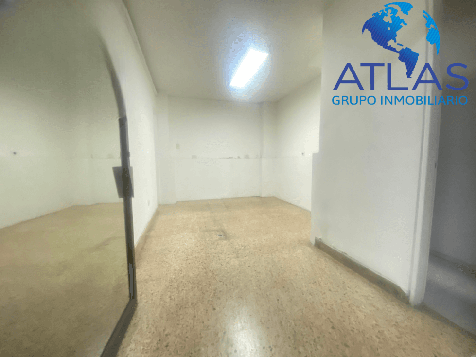 ARRIENDO LOCAL CARRERA 33 / BUCARAMANGA COD: 867 - 1