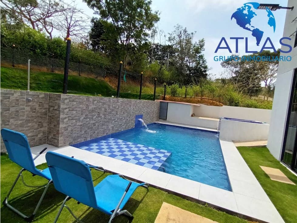 VENTA DE  CASA CAMPESTRE DE DOS PISOS EN RUITOQUE BAJO COD: 828 - 1