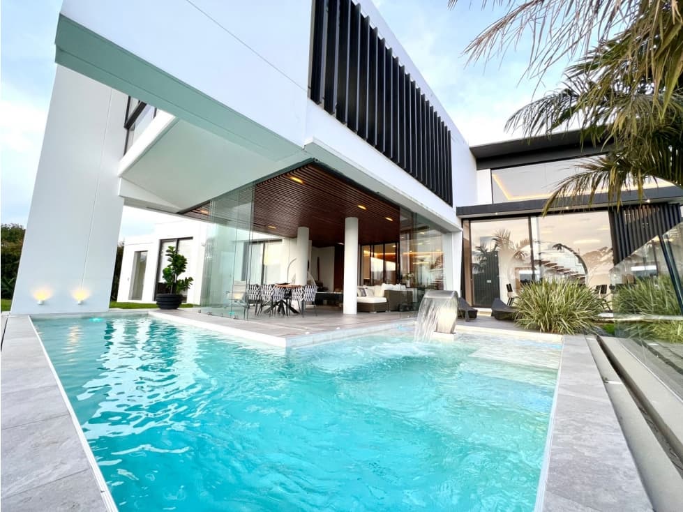 ESPECTACULAR CASA AMOBLADA EN ALTO DE PALMAS - 1