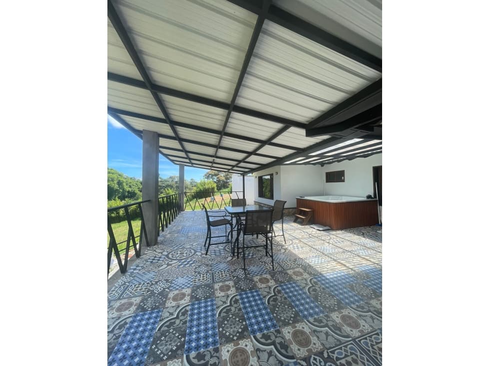 HERMOSA CASA INDEPENDIENTE EN PONTEZUELA - 1