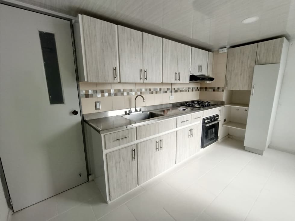 Apartamento en arriendo sector Castropol - 1