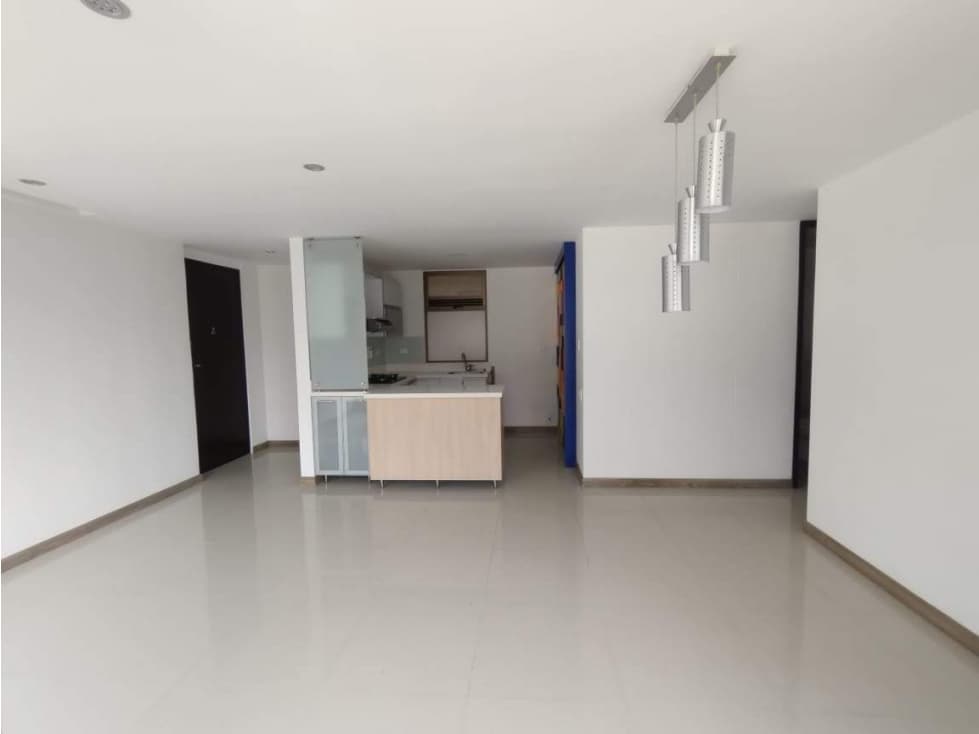 Apartamento en arriendo sector intercontinental - 1