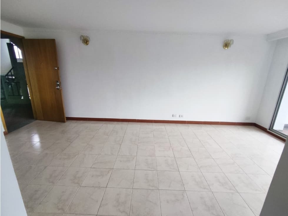 Apartamento en arriendo sector las Palmas - 1