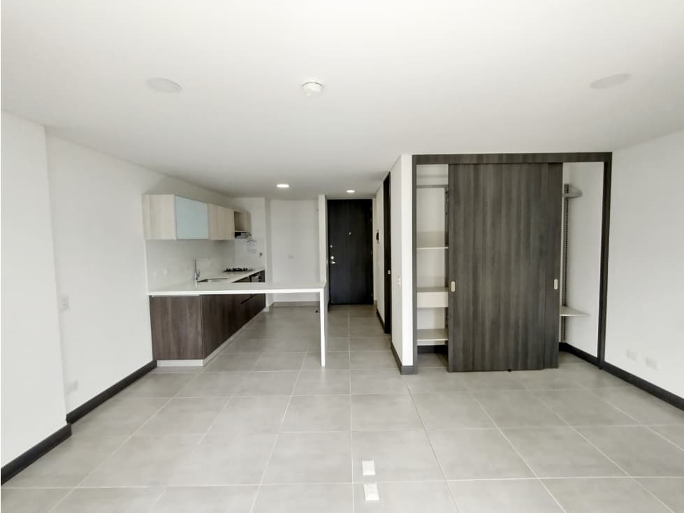 Apartaestudio en arriendo sector Ciudad del Rio - 1