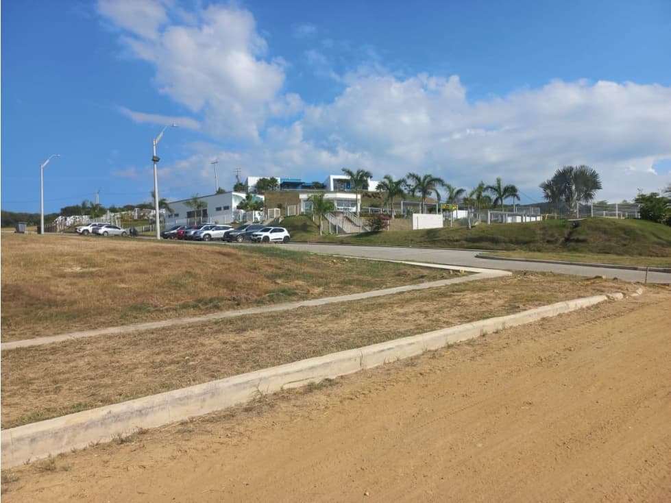 LOTE EN VENTA EN TUBARA - 1