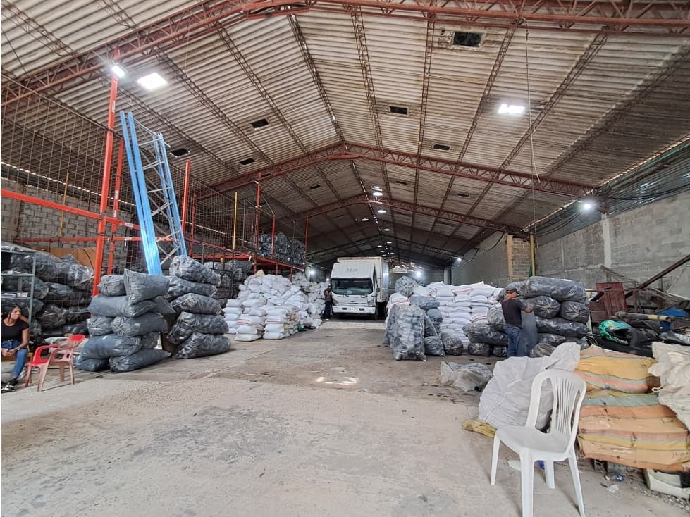 BODEGA EN ARRIENDO EN BELLAVISTA - 1