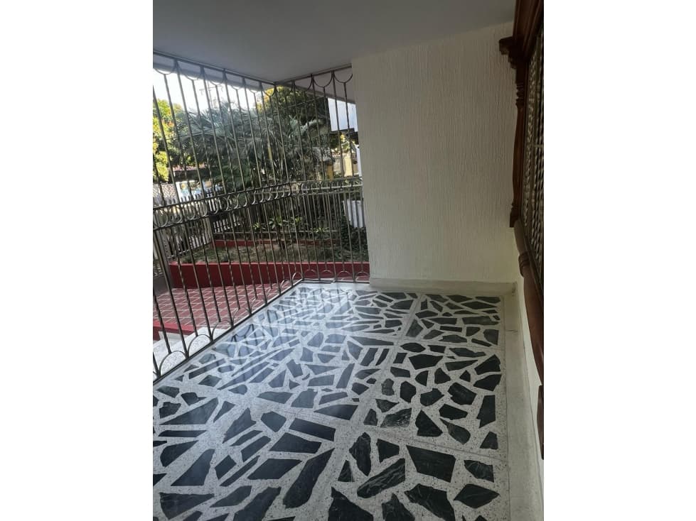 CASA EN ALQUILER EN EL POBLADO - 1