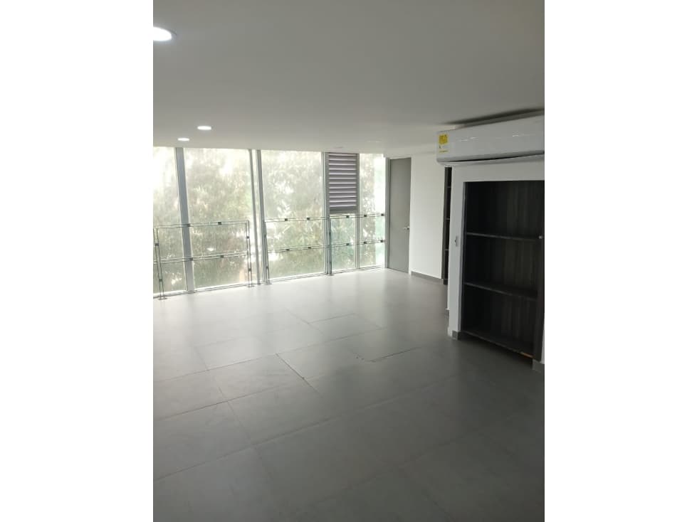 OFICINA EN ALQUILER EN RIOMAR - 1