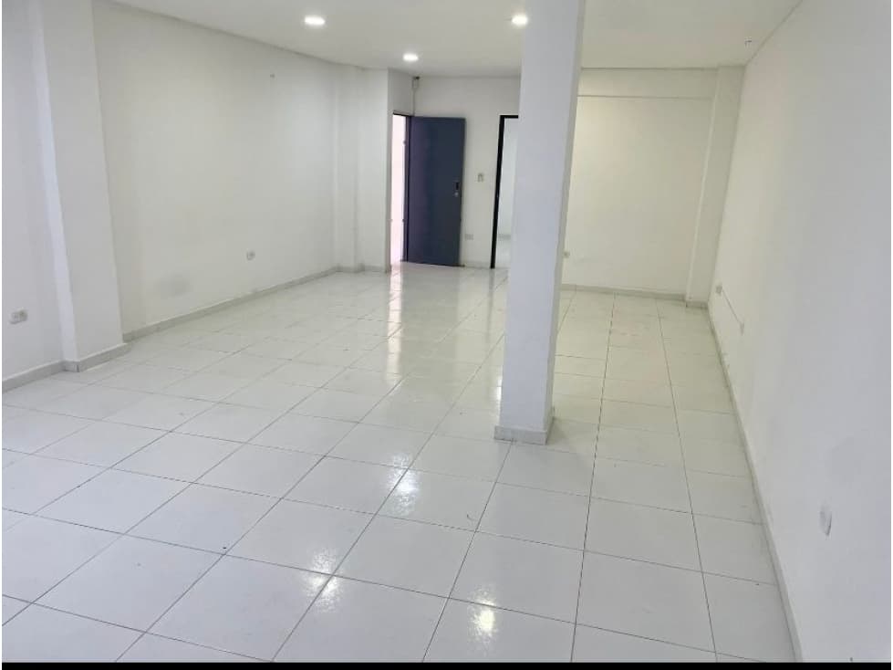 BODEGA EN ALQUILER EN EL CENTRO - 1