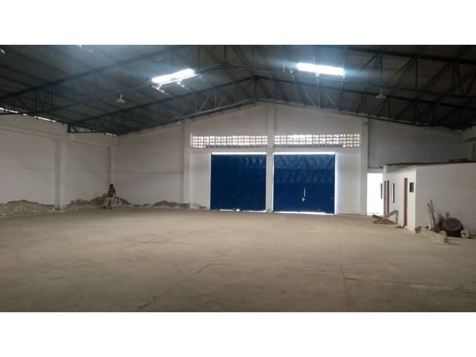 BODEGA EN ALQUILER EN MALANBITO - 1