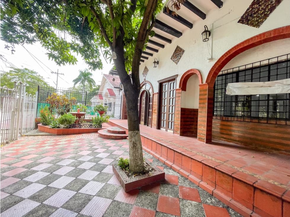 HOTEL EN ARRIENDO EN BELLAVISTA - 1