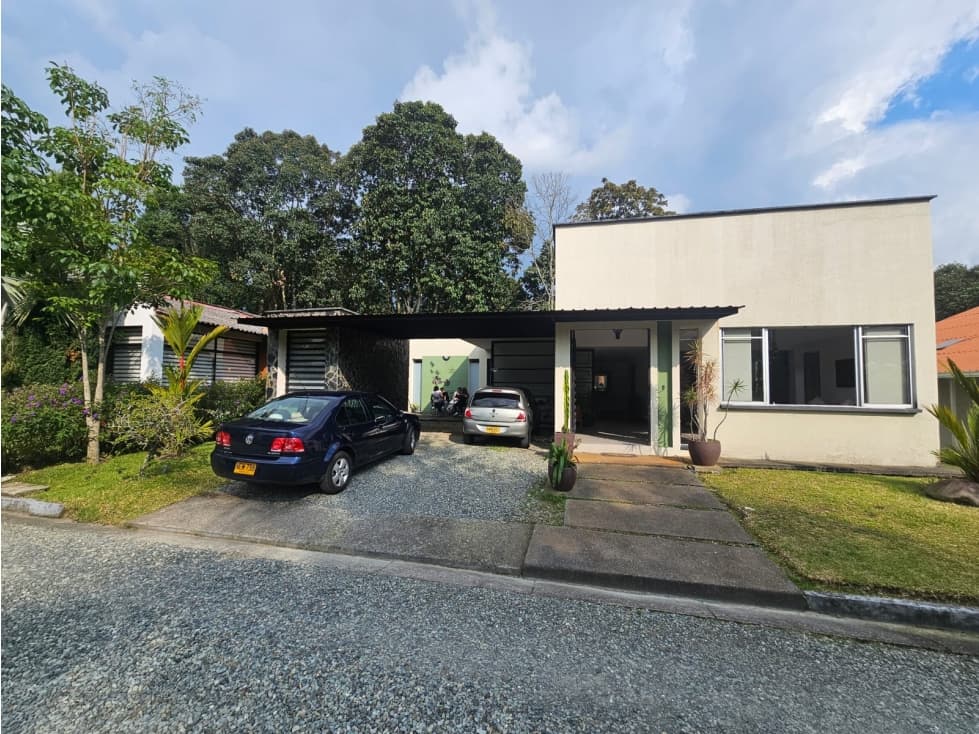 CASA CAMPESTRE PARA LA VENTA - VEREDA SAN JUAN DE LA CAROLINA, SALENTO - 1