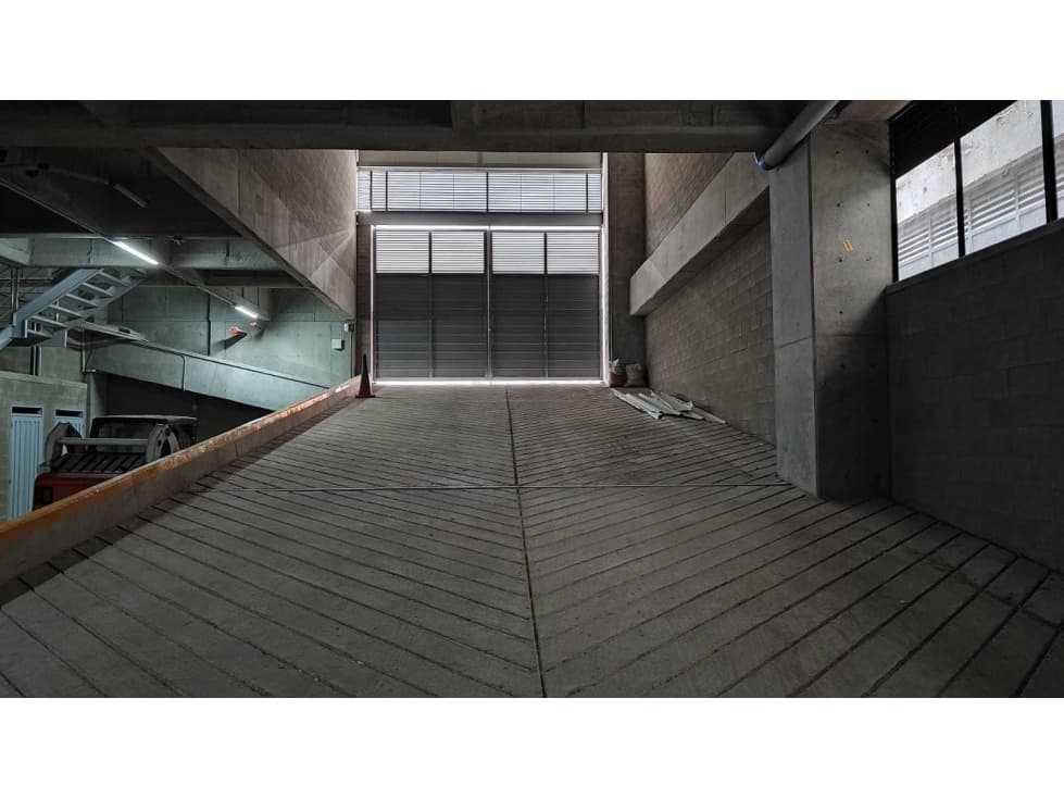 Bodega en Arriendo Sector Bello - 1