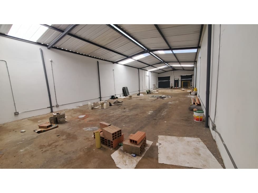 Bodega en Arriendo Envigado Sector Barrio Mesa - 1