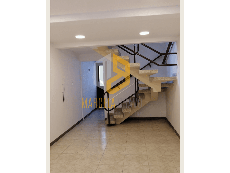 CASA EN VENTA SECTOR CENTRO COMERCIAL UNICO. ACH - 1