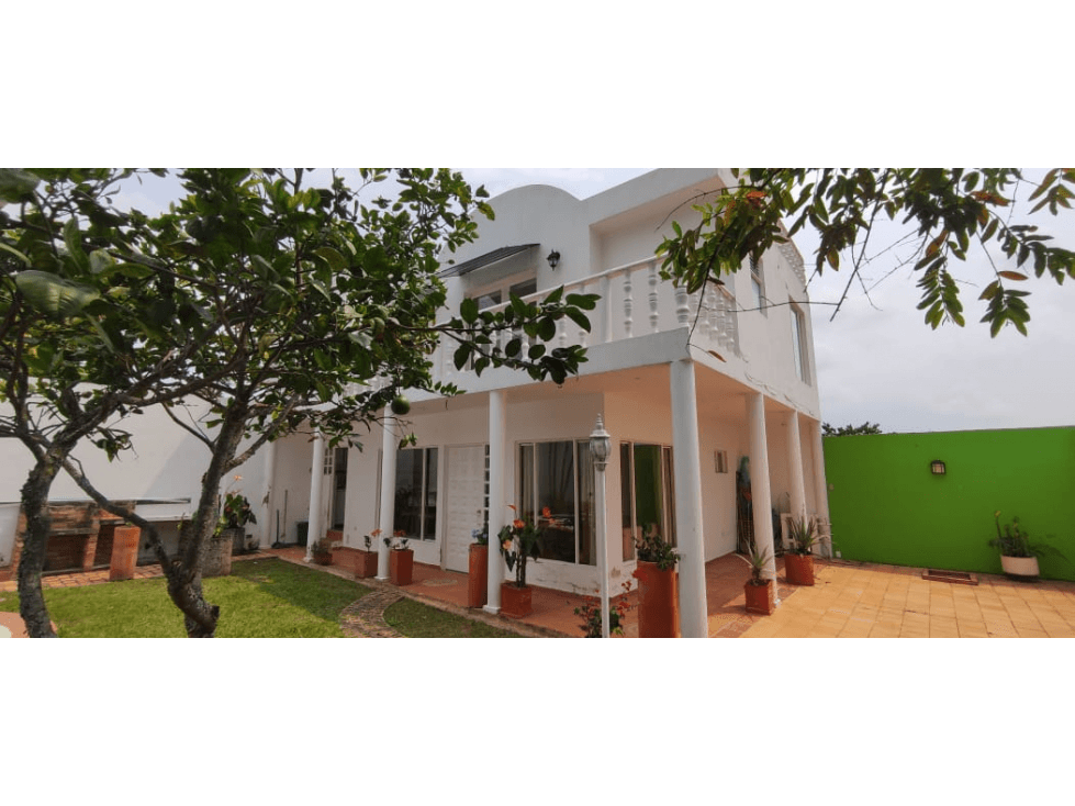 Venta casa campestre urbana de 250 M2 en 699 mill en La Mesa Cund - 1