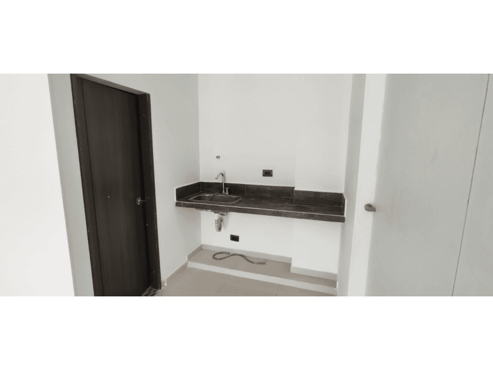 Venta de local comercial de 24 M2 en La Mesa Cund, excelente ubicación - 1