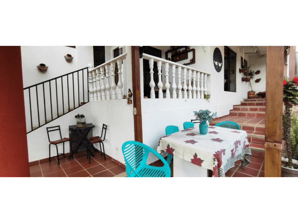 Casa campestre de 262 M2 en 379 mill en La Mesa Cund, URBANA - 1