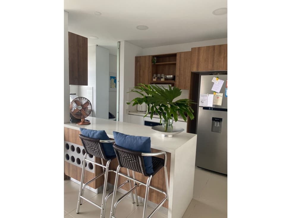 APARTAMENTO MODERNO CON VISTA A LOS FARALLONES - 1