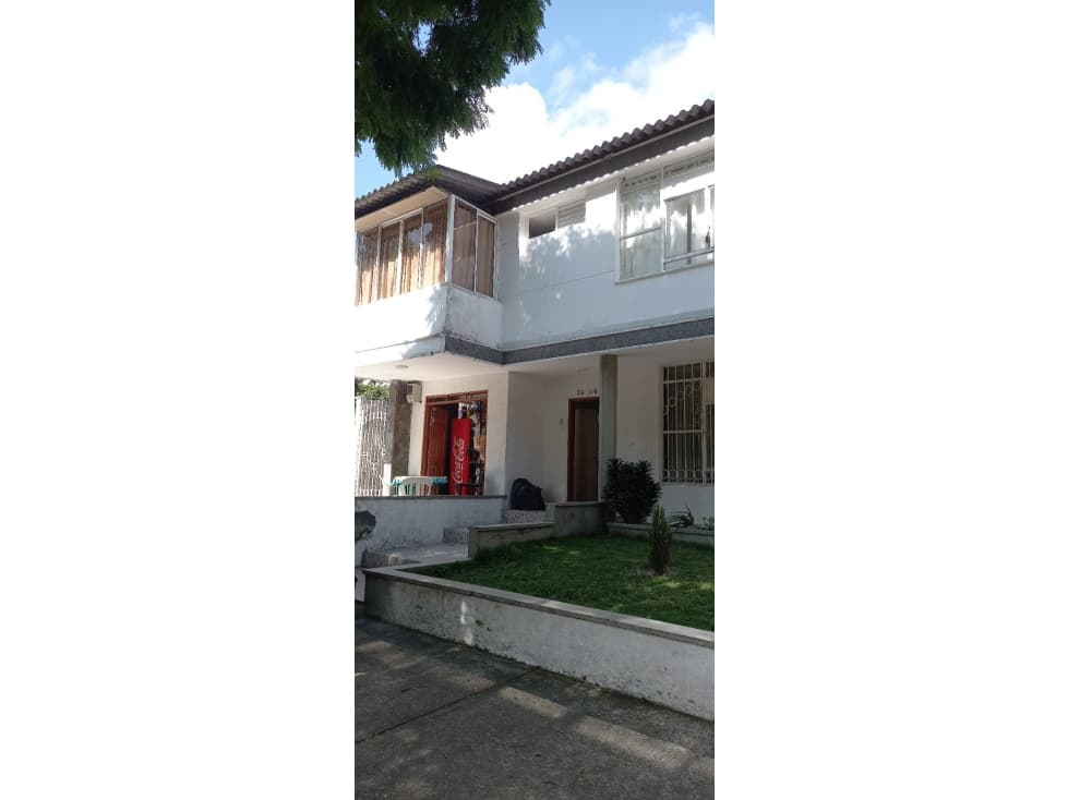 SE RENTA EXCELENTE CASA COMERCIAL EN LOS ALAMOS - 1