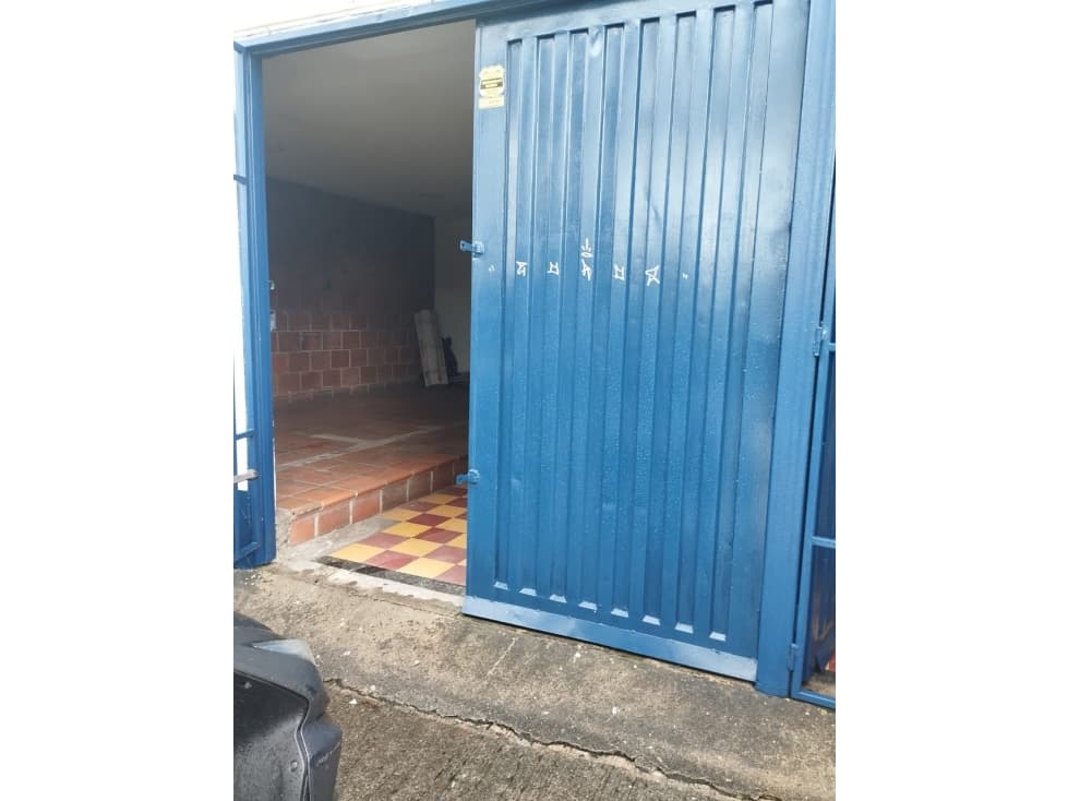 SE RENTA EXCELENTE BODEGA COMERCIAL EN DOSQUEBRADAS - 1